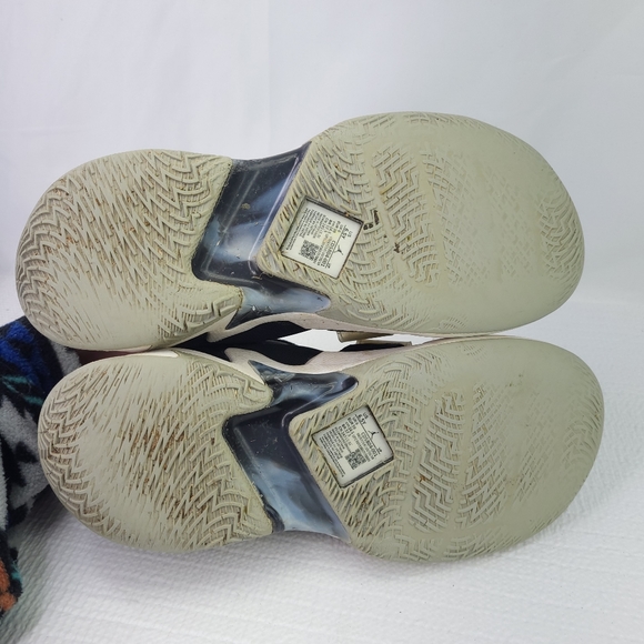 Jordan Why Not Zer0.3 The Family Nike Russell Westbrook Basketball Shoes Sz 6.5Y - Picture 7 of 9